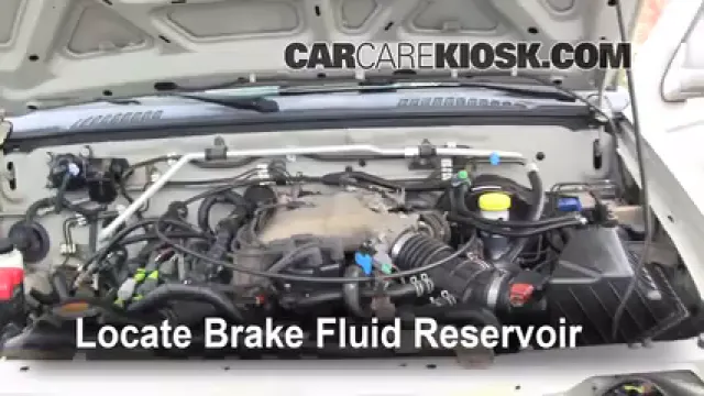 2001 Nissan Frontier SE 3.3L V6 Crew Cab Pickup (4 Door) Brake Fluid Check Fluid Level